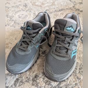 Women's Saucony Athletic Shoes 7.5